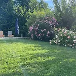Charmante Maison Avec Jardin à Marsac - 50 M² Hébergement de vacances