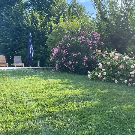 Charmante Maison Avec Jardin A Marsac - 50 M² Ferienhaus