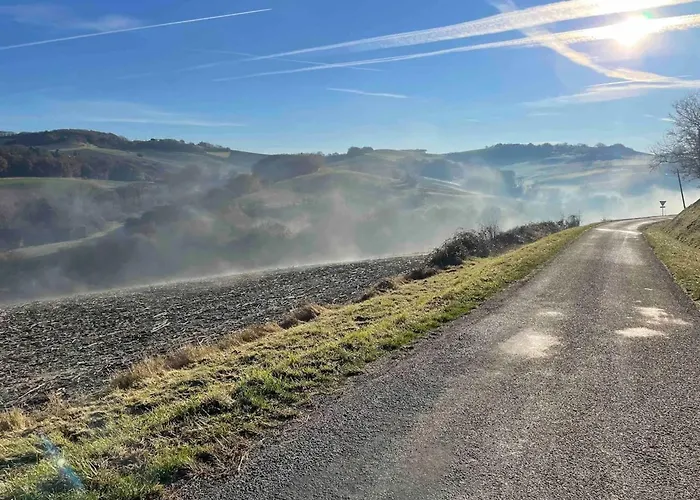 Hébergement de vacances Charmante Maison Avec Jardin à Marsac - 50 M² Marsac (Tarn-et-Garonne)